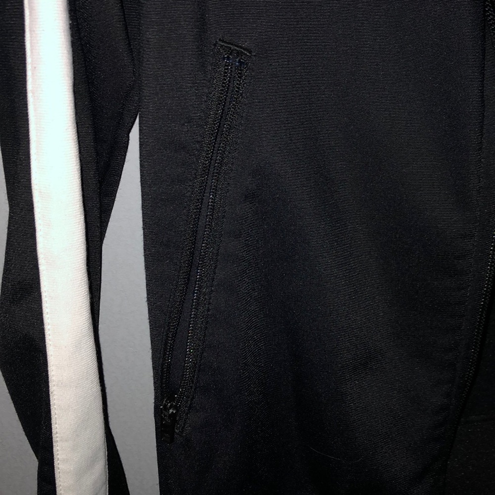 Nike jacket! - Picture 4 of 7